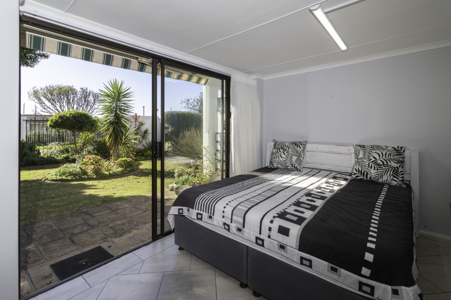 2 Bedroom Property for Sale in West Bank Eastern Cape